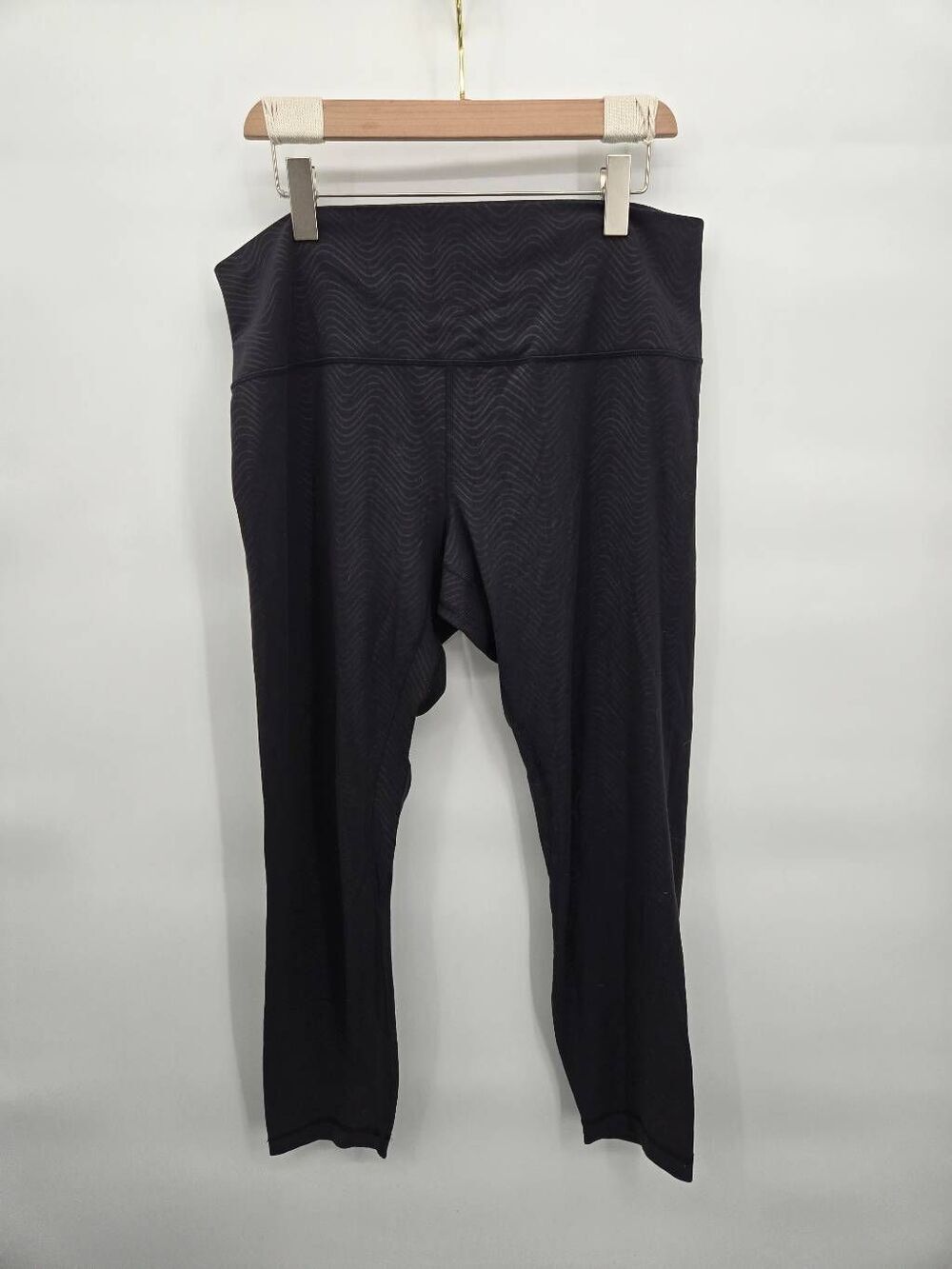 Lululemon Align HR Pant Size 16 Nulu  Black Wavy Print High Rise 28" Inseam